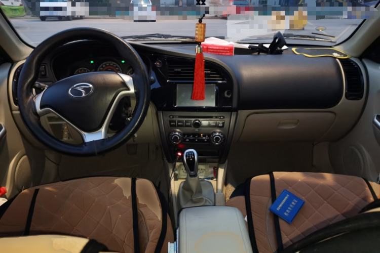 Used Soueast V3 Lingyue 2012 Revised Version 1.5L Manual – Happiness Edition