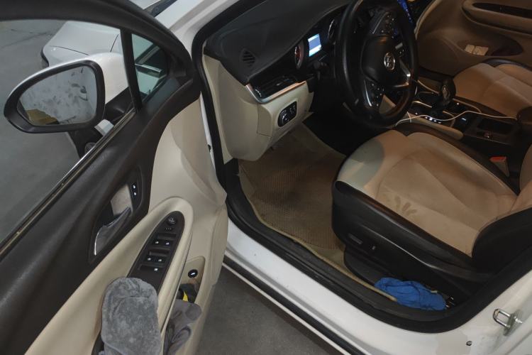 Used Buick Verano 2015 Sedan 15S Automatic Leading Model Driver Seat