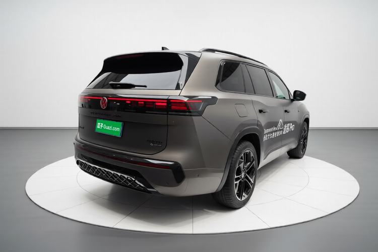 Used Volkswagen Teramont 2025 Tiguan Pro 450TSI Four-Wheel Drive Summit Edition Rear Right 45 Deg