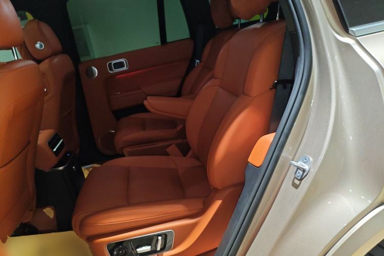 Used Li Auto L8 2023 Pro Model
