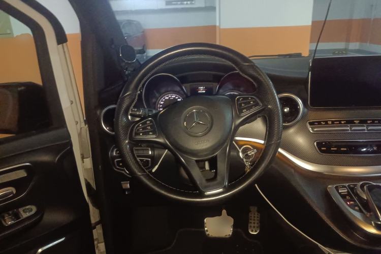 Used Mercedes-Benz V-Class 2018 V 260 AMG Sport Edition China V Emission Standard