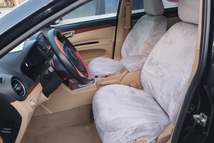 Used Roewe 350 2014 1.5L Automatic Xunyue Version
