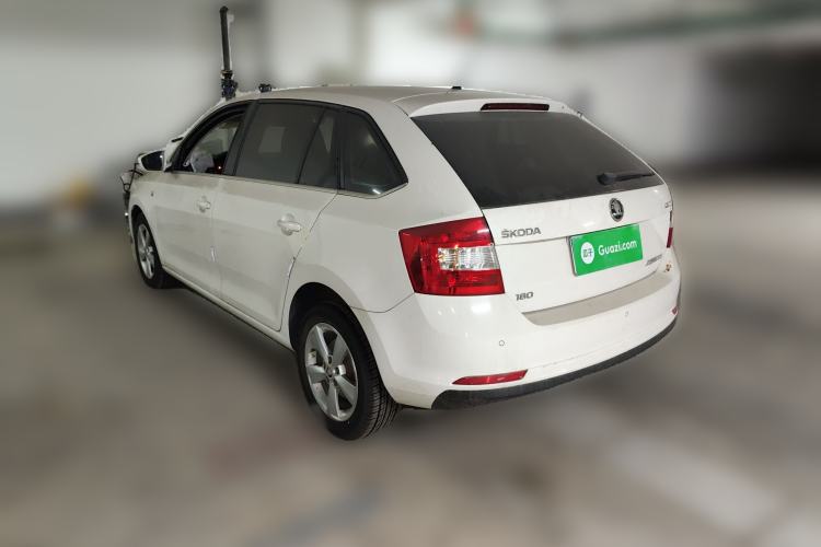 Used Skoda Rapid Spaceback 2016 Revised 1.6L Manual Chuanxing Edition
