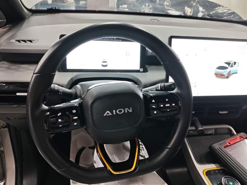 Used AION Y 2022 70 Intelligent Edition Lithium Iron Phosphate — 10