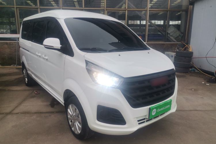 Used Jinbei Gold Hiace M Classic 2022 1.5L Engineering Lion Passenger Van 7 Seats Front Right 45 Deg