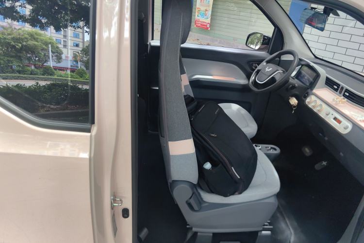 Used Wuling Hongguang MINIEV 2022 Macaron Premium Model – Lithium Iron Phosphate