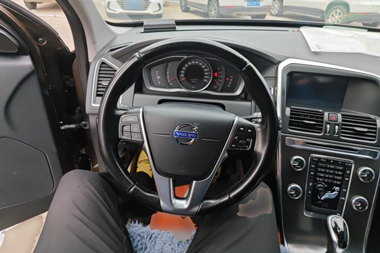 Used Volvo XC60 2014 T5 Zhiyi Edition Steering Wheel