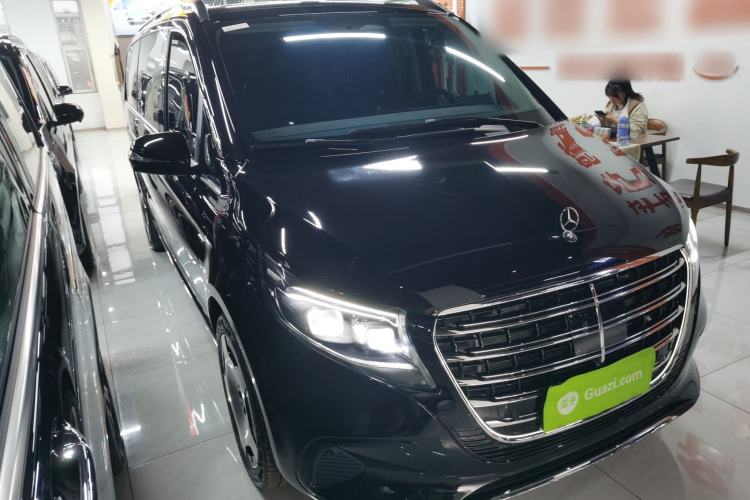 Used Mercedes-Benz V-Class 2024 V 300 L Long Wheelbase Luxury Edition
