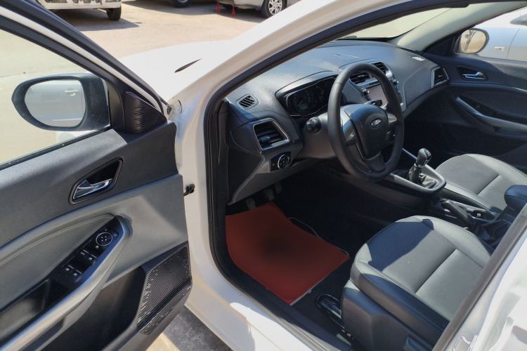 Used Ford Escort 2017 Happy Edition 1.5L Manual Fashion Model