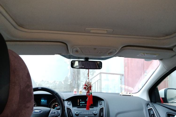 Used Ford Focus 2015 Hatchback 1.6L Automatic Fashion Edition