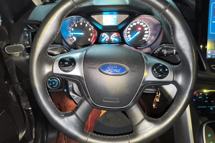 Used Ford Kuga 2015 1.5L GTDi Two-Wheel Drive Fashion Edition
