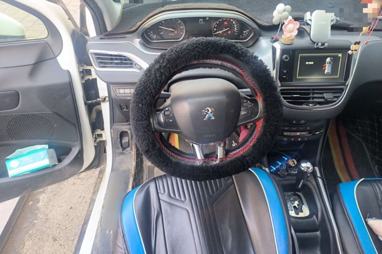 Used Peugeot 2008 2014 1.6L Automatic Fashion Edition