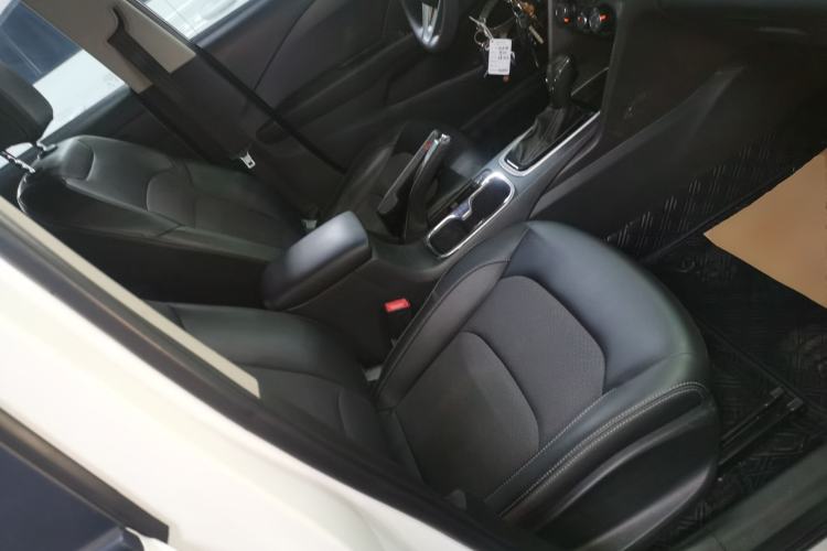 Used Chevrolet Cavalier 2019 320 Automatic Xinyue Edition Right Front Seat