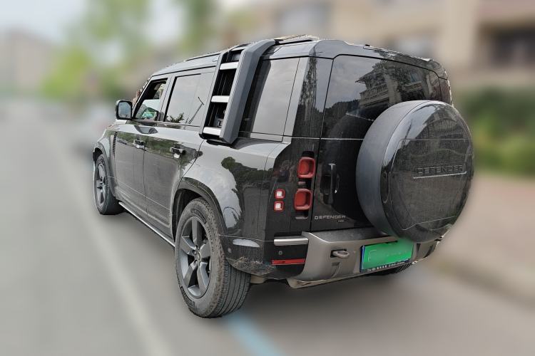 Used Land Rover Defender 2022 110 P400 X-DYNAMIC HSE Rear Left 45 Deg