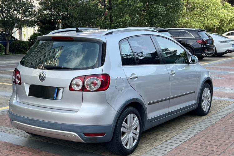 Used Volkswagen Golf 2011 1.4TSI Cross Golf
