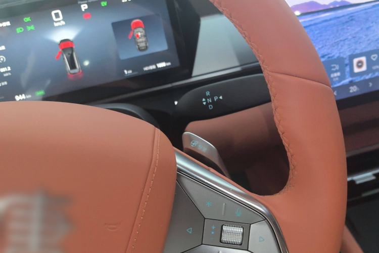 Used BYD Tang L 2025 DM 215KM LiDAR Flagship Model