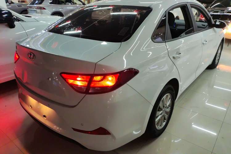 Used Hyundai Celesta 2020 1.6L Automatic GL Enjoyable Edition