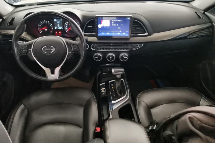 Used GAC Trumpchi GA6 2016 235T DCT Elite Edition Center Console