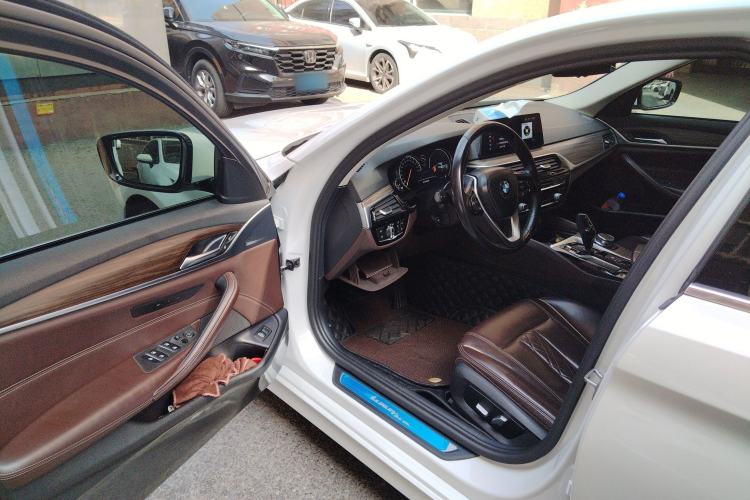 Used BMW 5 Series 2018 530Li Leading Edition Luxury Package
