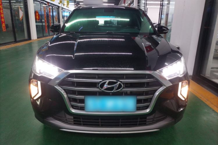 Used Hyundai Tucson 2019 280TGDi Dual-Clutch Two-Wheel Drive Fashion Edition China VI Standard
