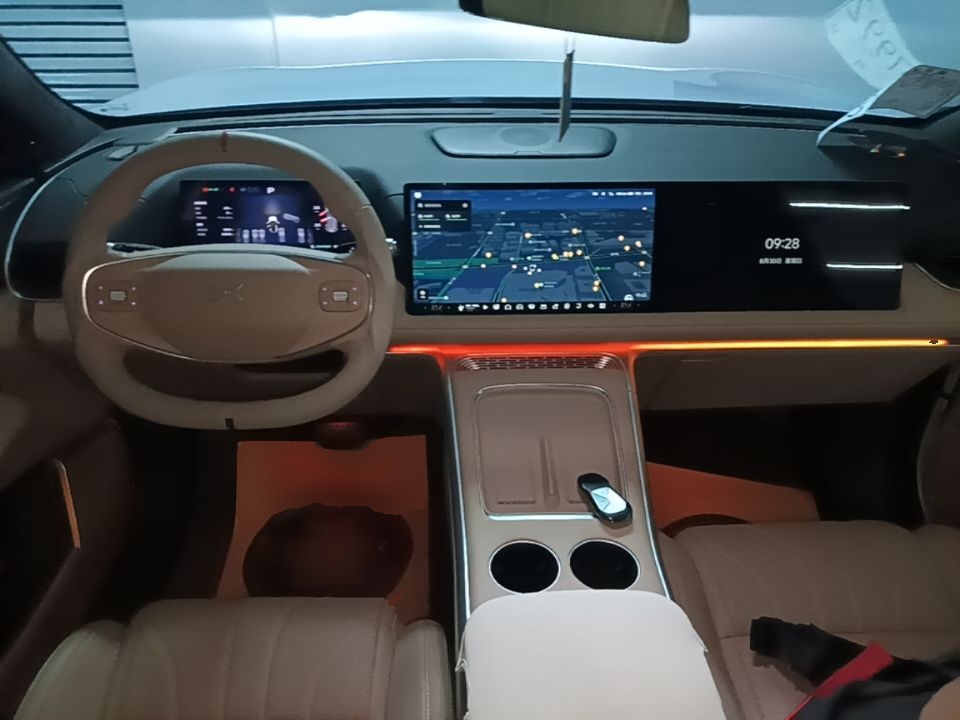 XPeng G9 2025 725 with Ultra-Long Range Max — снимка 12