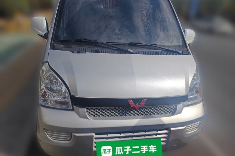Used Wuling Rongguang EV 2020 Basic Version 7-Seater 300 km
