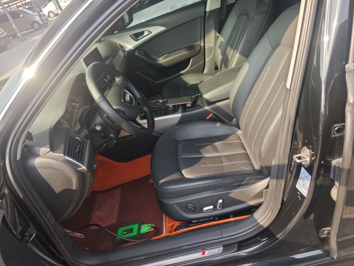Interior delantero