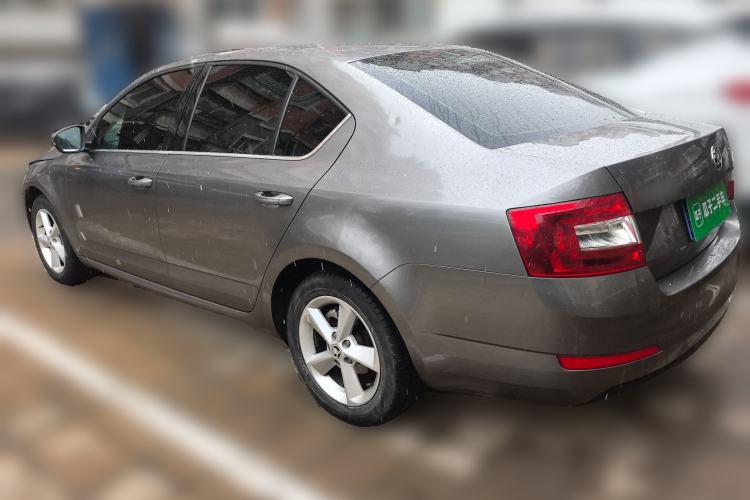 Used Skoda Octavia 2015 1.6L Automatic Yijie Edition
