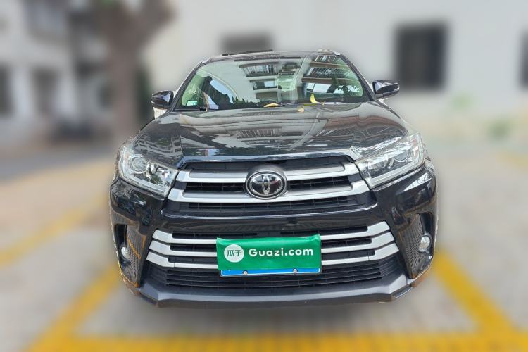 Used Toyota Highlander 2018 2.0T Four-Wheel Drive Luxury Edition 7 Seats China V Emission Standard
