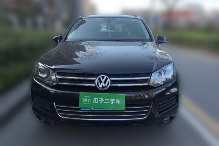 Used Volkswagen Touareg 2011 3.0 TSI Comfort Version Front