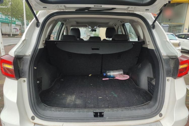 Used Dongfeng Aeolus AX7 2018 Classic 1.6T Automatic Luxury Model Trunk