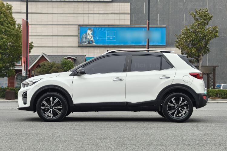 Used Kia kx1 Stonic 2021 1.4L CVT Fun & Sunroof Model