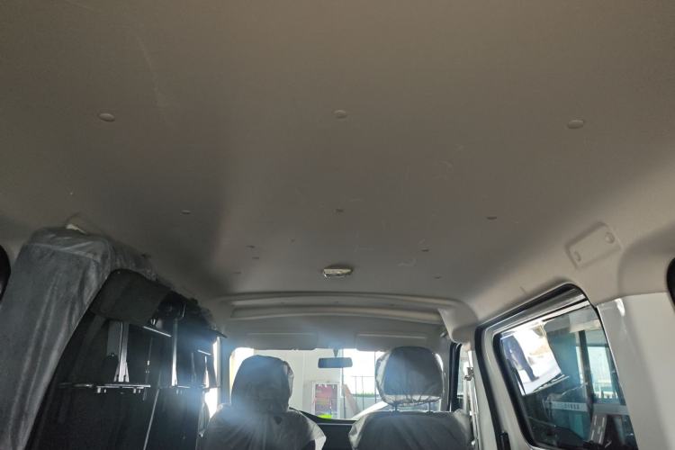 Used CHANGAN KAICHENG Ruixing EM80 2025 Wealth Edition Passenger Version Comfortable Model 6 Seats 300km Side-Hinged Doors Headliner