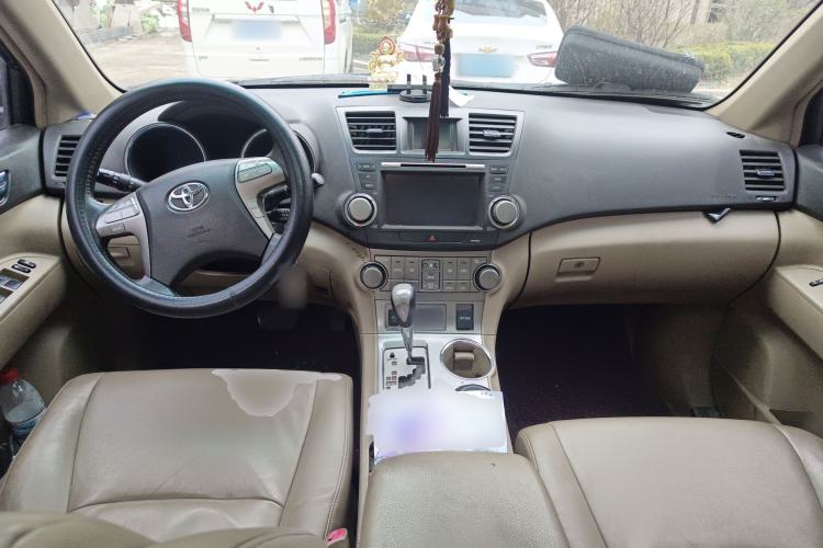 Used Toyota Highlander 2009 3.5L 4x4 7-Seater Luxury Edition Center Console