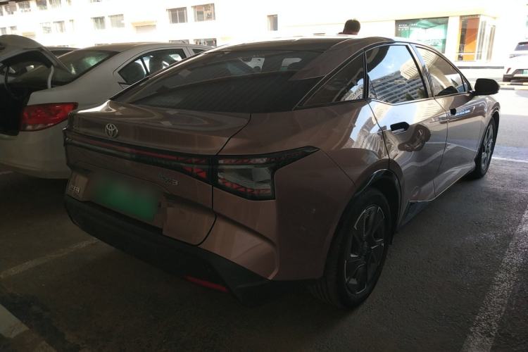 Used Toyota bZ3 2023 616 km Long-Range Premium Rear Right 45 Deg