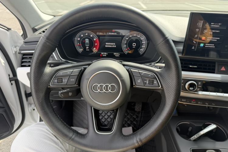 Used Audi A4L 2022 40 TFSI Luxury Dynamic Model Interior 2