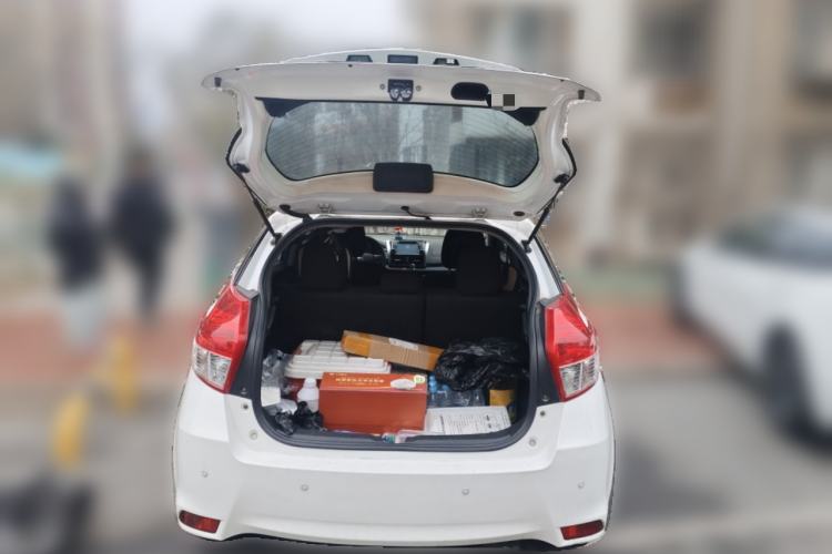 Used Toyota YARiS L Zhi Xuan 2015 1.5E Automatic Charm Edition