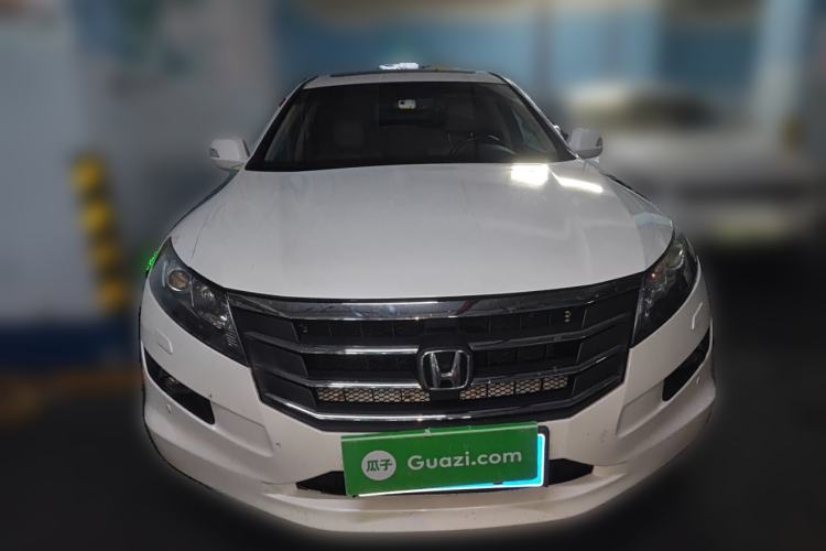 Used Honda Crosstour 2012 2.4L Luxury Edition Front