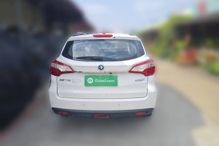 Used Venucia T70 2015 1.6L Manual Ruixing Edition