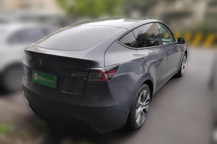 Used Tesla Model Y 2021 Standard Range Rear-Wheel Drive Version Rear Right 45 Deg