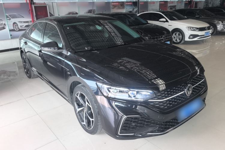 Used Volkswagen Passat 2024 380TSI Starry Luxury Edition