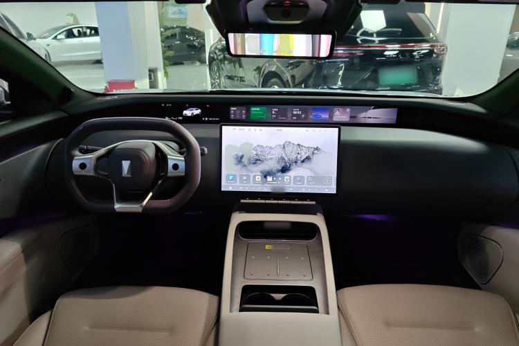 Used Avatr 12 2025 Max All-Electric Version Center Console