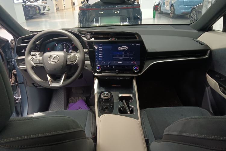 Used Lexus RZ 2023 450e All-Wheel-Drive Luxury Edition
