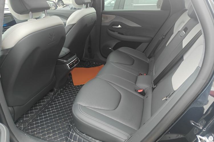 Used ARCFOX Alpha S 2022 708S+ 175kW
