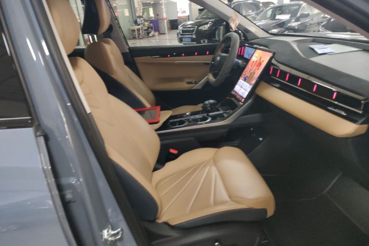 Used Geely Auto FX11 2023 1.5TD DCT Prestige Edition
