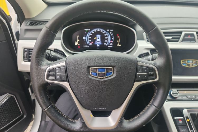Used Geely Auto Emgrand X7 Sport 2018 1.8TD Automatic Two-Wheel Drive Smart Connect 4G Internet Edition Steering Wheel