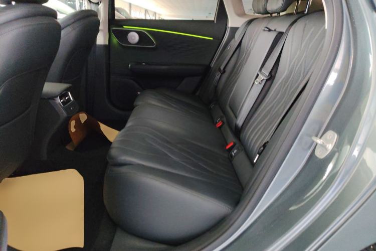 Used Fengyun A8L 2025 1.5 TGDI 145 km Luxury Version Left Rear Seat