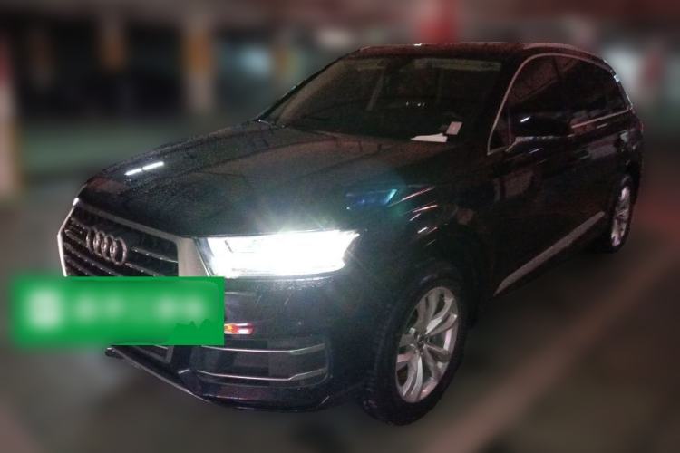 Used Audi Q7 2018 40 TFSI Comfort Model