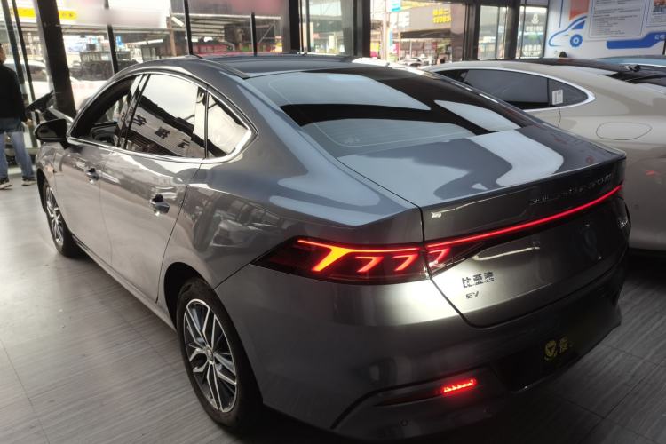 Used BYD Qin PLUS 2024 Honor Edition EV 510KM Beyond Model