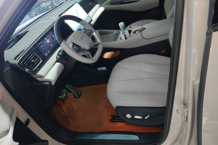 Used BYD Sealion 06 New Energy 2025 Model DM-i 170 Navigation Plus Edition
